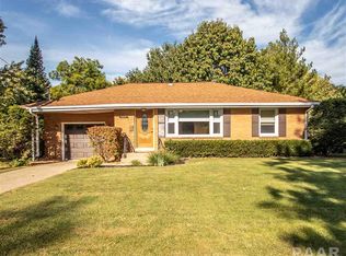 3927 N Stable Ct, Peoria, IL 61614