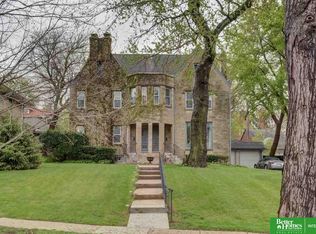 5205 Chicago St, Omaha, NE 68132