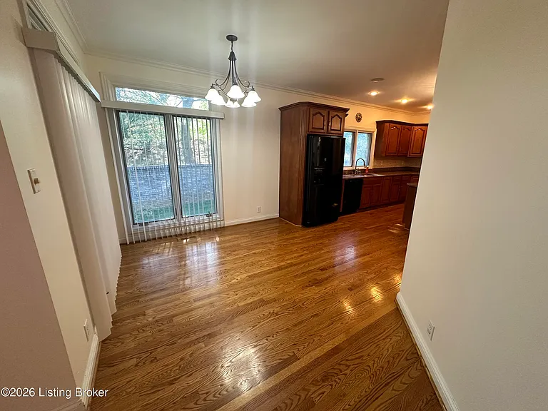 9511 Felsmere Cir — Photo 12