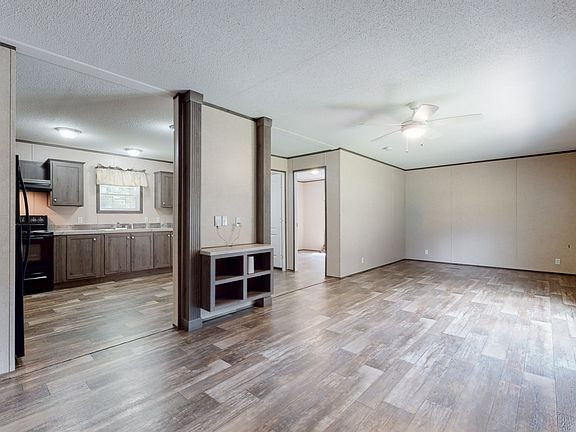 4th image of 1013 Dogwood Dr