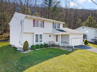 2324 Acorn Dr, Vestal, NY 13850