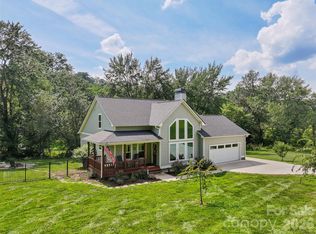 31 Baby Bear Cv, Clyde, NC 28721