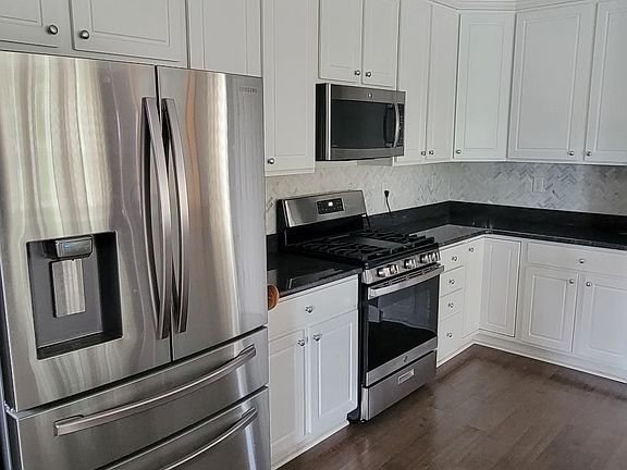 5th image of 2501 Chubb Lake Ave