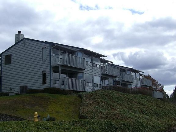 3rd image of 1609 8th Ave SE