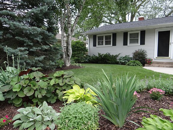 Landscaping w/mature trees