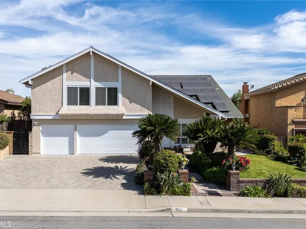 950 S Amherst Cir, Anaheim, CA 92807