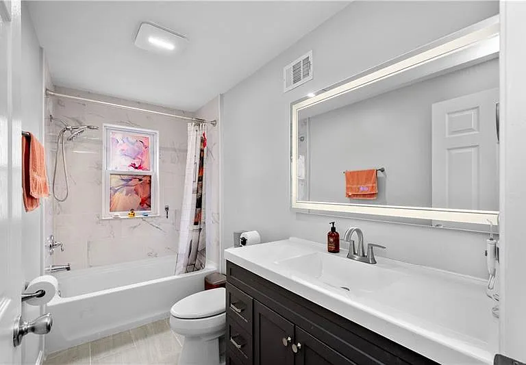 3211 Joe Hammer Sq — Photo 15