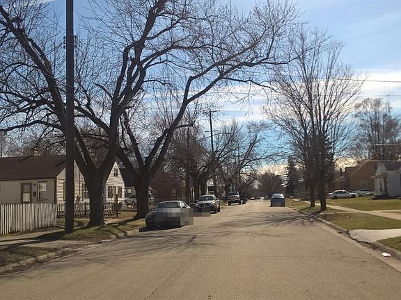 5th image of 2720 Bildahl St
