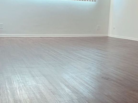 4th image of 1420 S Oakhurst Dr #306