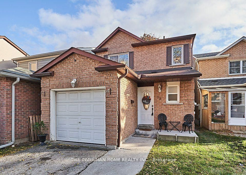 1st image of 98 Greenfield Cres