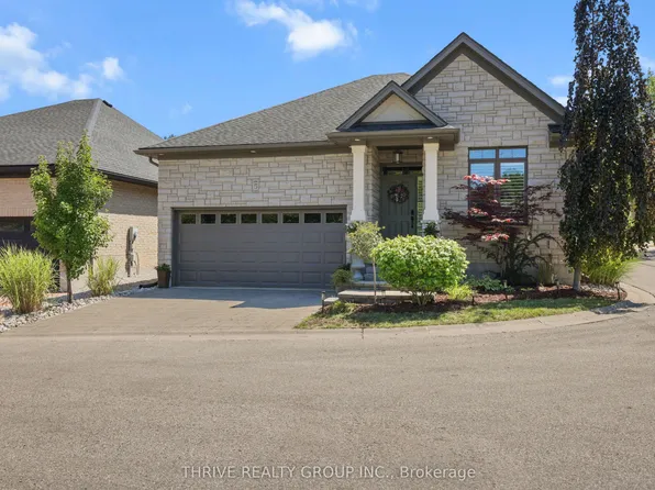 696 Commissioners Rd W #5, London, ON N6K 1B9