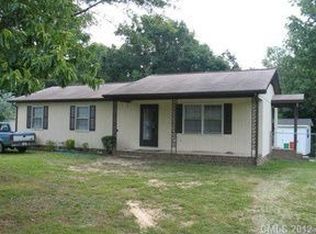 810 E Chestnut St, Stanley, NC 28164