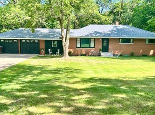 24255 Layton Rd, South Bend, IN 46614