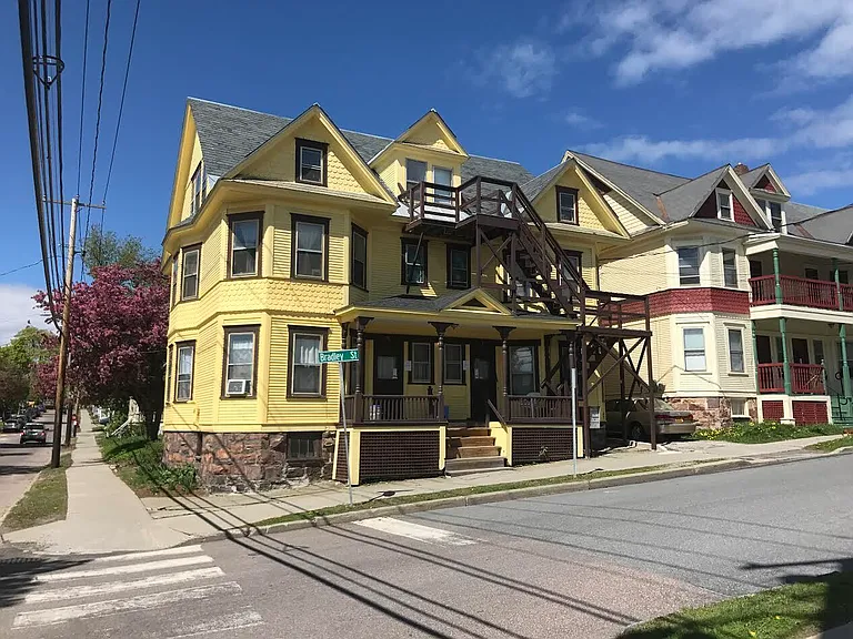 24 Bradley St — Photo 1