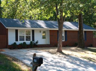 131 Sleepy Hollow Rd, Charlotte, NC 28217