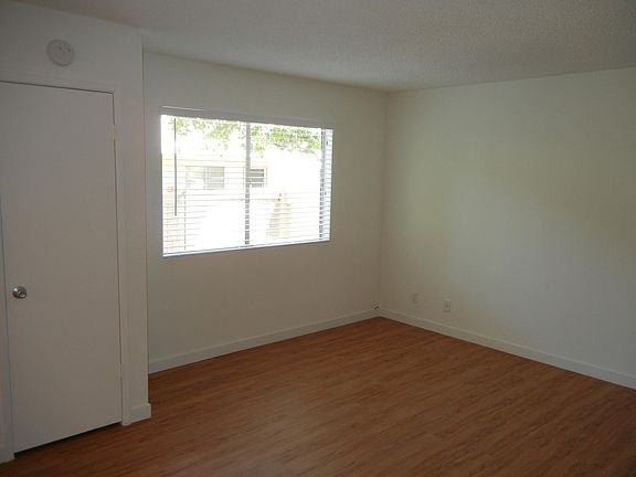 4th image of 4830 San Simeon Dr APT C