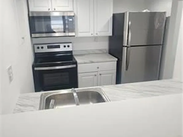 13390 NE 7th Ave APT 304, North Miami, FL 33161