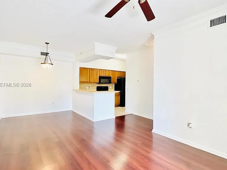 2304 Myrtlewood Cir E #304 — Photo 3