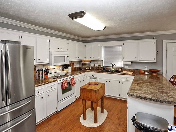 5th image of 4933 College Lake Dr