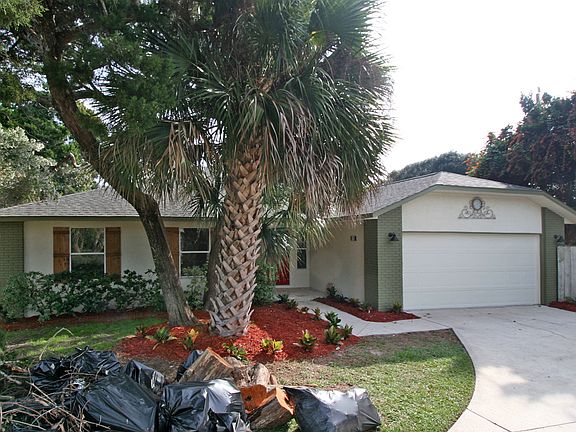 3rd image of 15 Deanna Ct