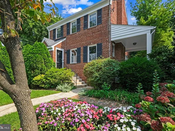 5441 32nd St NW, Washington, DC 20015