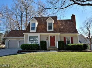 9069 Northedge Dr, Springfield, VA 22153