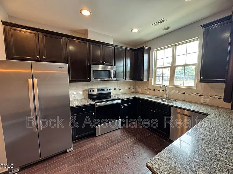 748 Wickham Ridge Rd — Photo 8