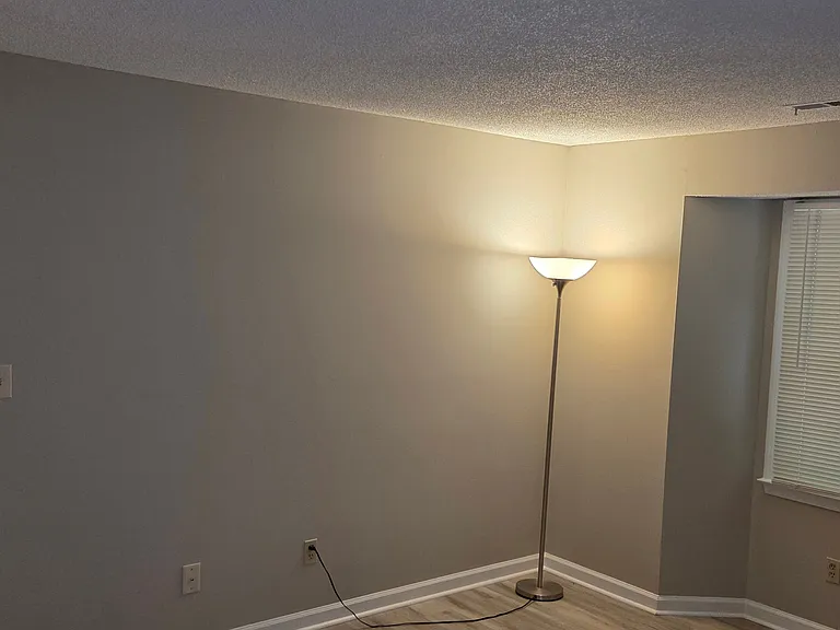 1320 Park Glen Dr #102 — Photo 12