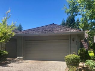317 Saint Andrews Dr, Roseville, CA 95678