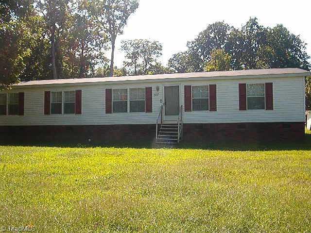 1st image of 107 Laredo Ln