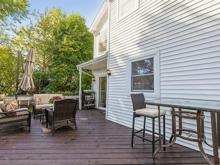 326 Brookside Ave — Photo 23