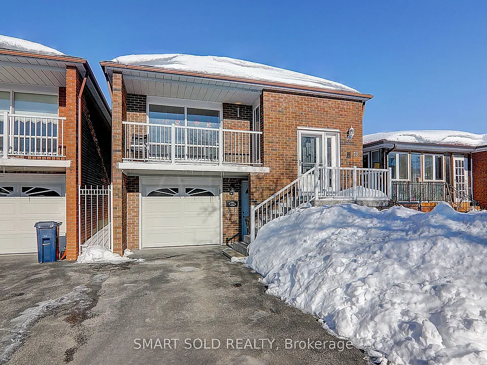 12 Glendinning Ave