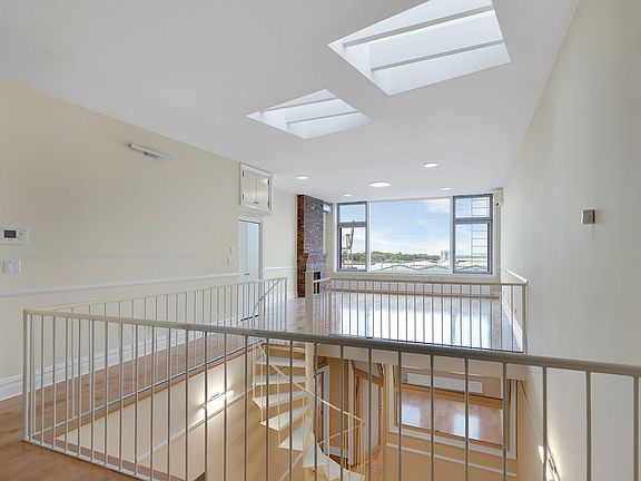 3rd image of 69 Columbia St #6