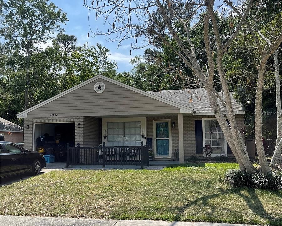 1st image of 13832 Fox Meadow Dr