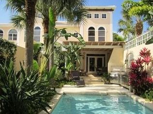 471 11th Ave S, Naples, FL 34102