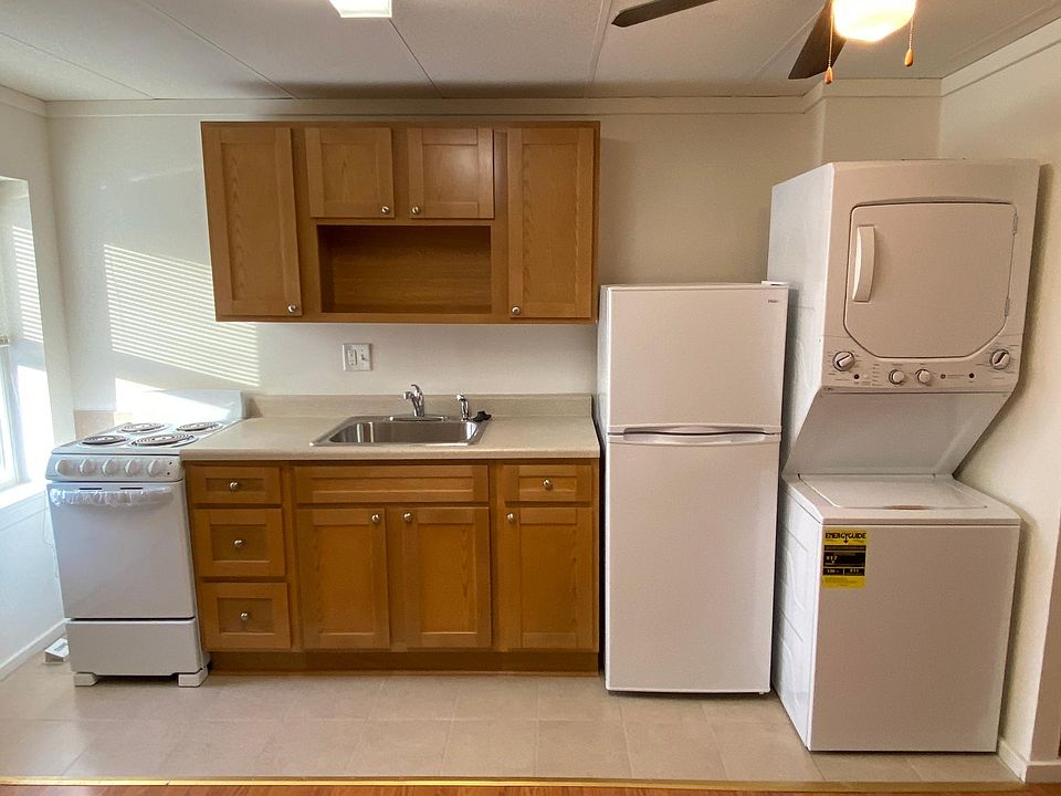 1st image of 3102 Richmond St #3