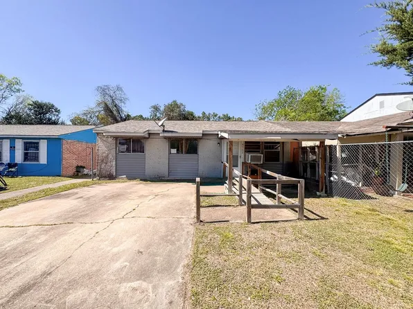 9723 Galaxy St, Houston, TX 77078