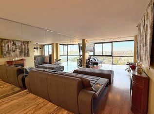380 Mountain Rd APT 2102, Union City, NJ 07087