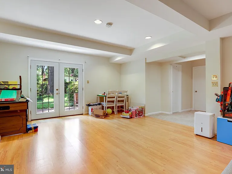 11802 Enid Dr — Photo 18