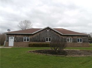 8687 Station Rd, North East, PA 16428