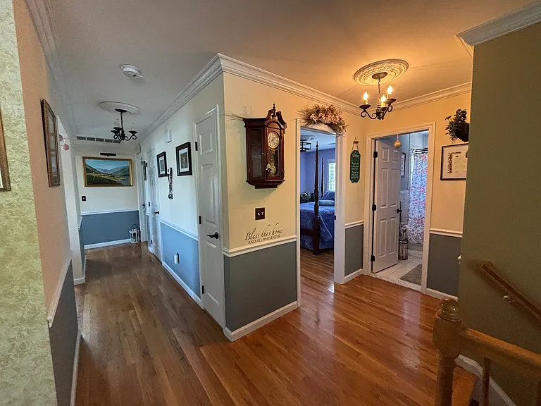 33 Hillview Ave #1 — Photo 4