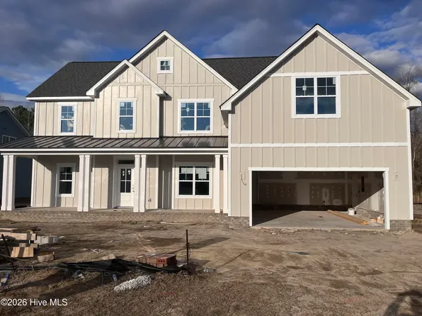 985 Hunter Grace Drive, Winterville, NC 28590