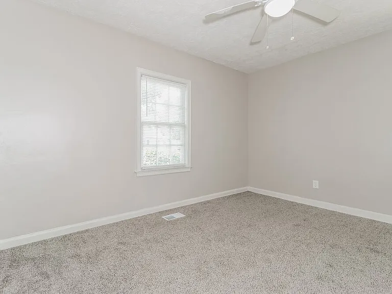 1255 Skyhaven Rd SE — Photo 10