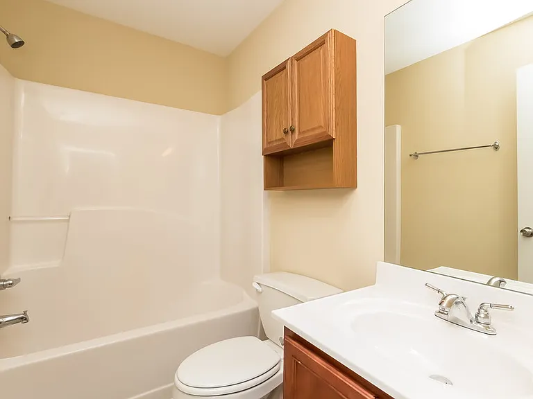 4050 Grandover Dr — Photo 15