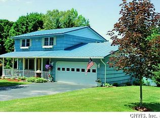 4669 Aqua Dr, Marcellus, NY 13108