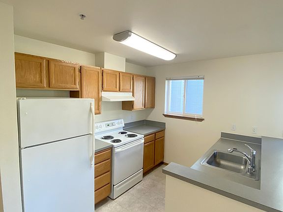 5th image of 1423 NW 61st St #4