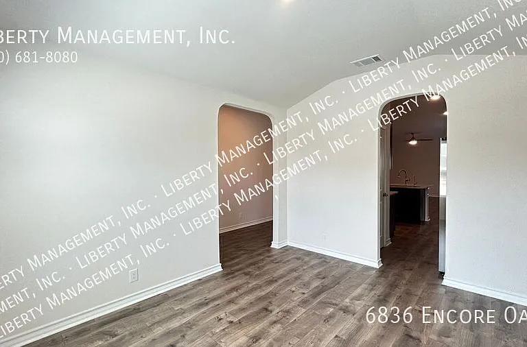 6836 Encore Oaks — Photo 16
