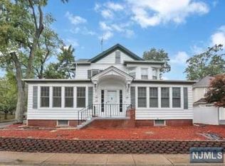 129 Minnisink Rd, Totowa, NJ 07512