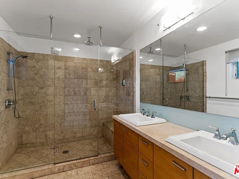 6615 Melrose Ave #3 — Photo 29