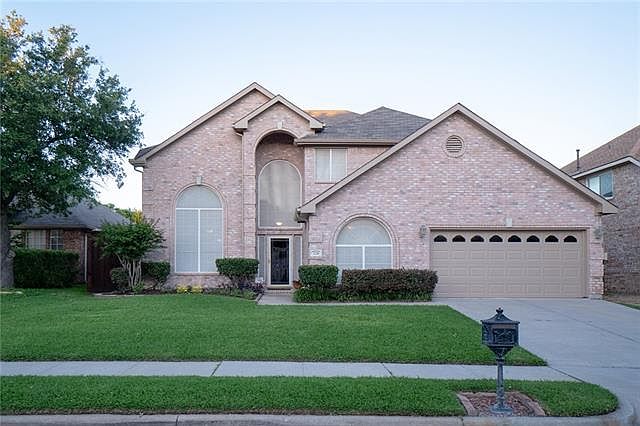 1st image of 3216 Oak Meadow Dr